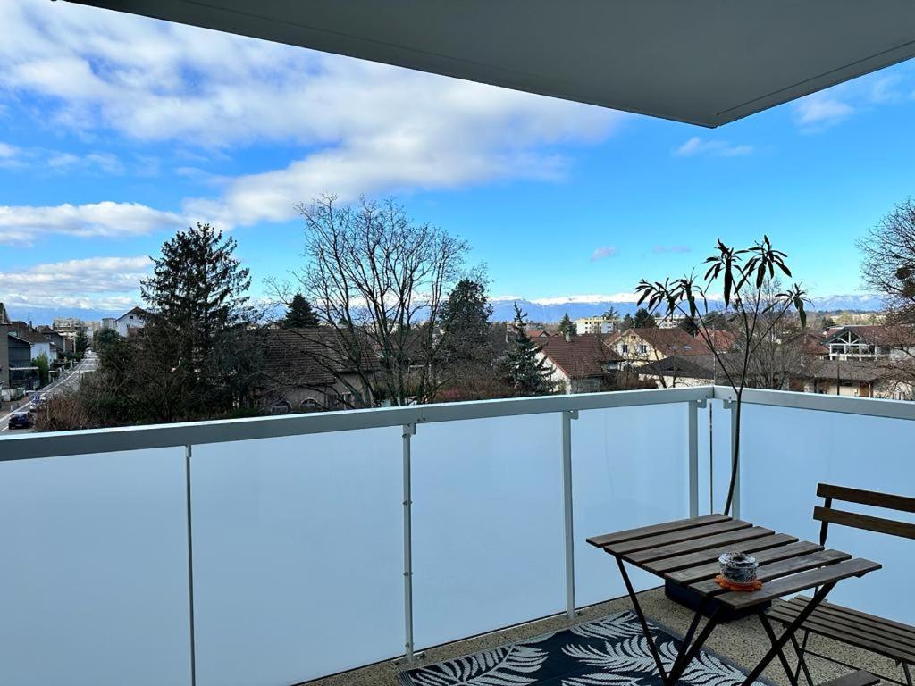 La Frontaliere Apartment Ambilly Екстериор снимка